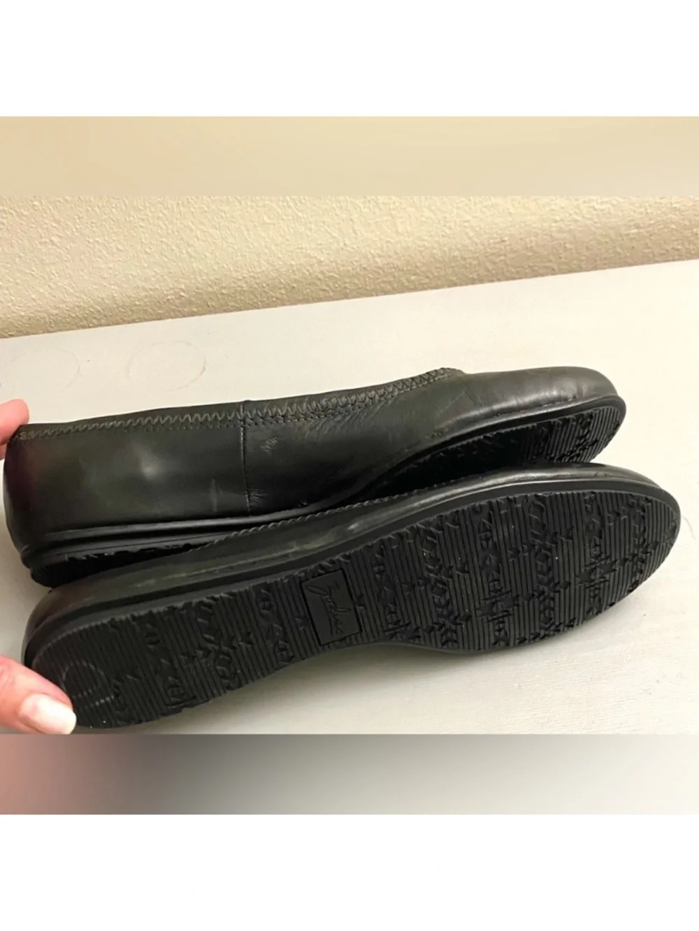 NWT Zodiac pumps ballet genuine leather comfort shoes. Size 8M